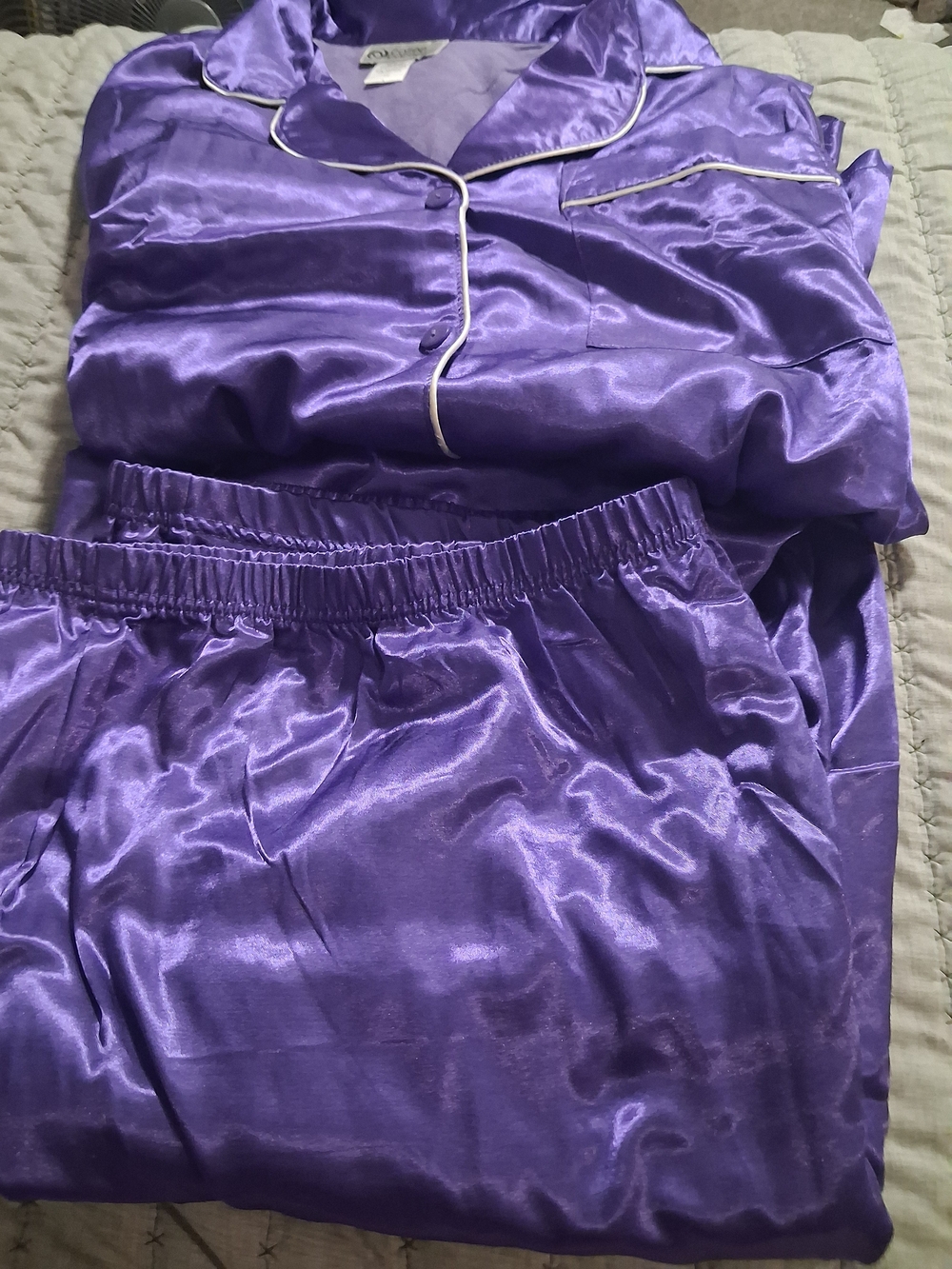 Satin Purple Women’s Pajama Set with Contrast Piping